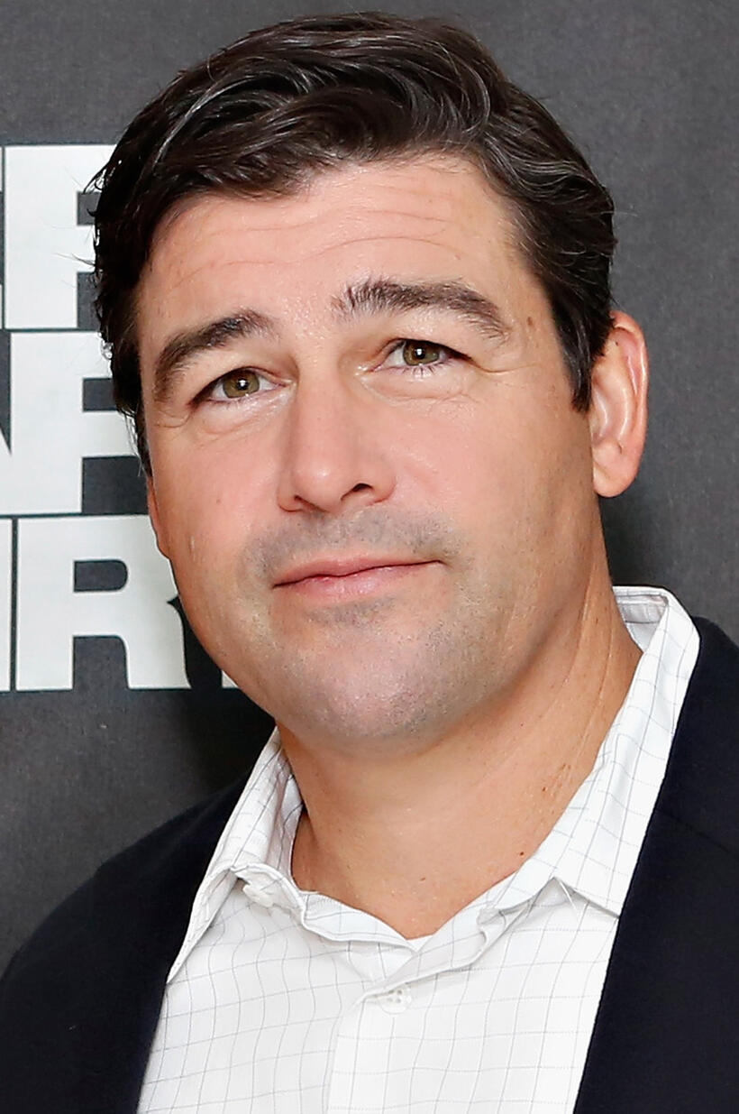 Kyle Chandler Pictures and Photos | Fandango